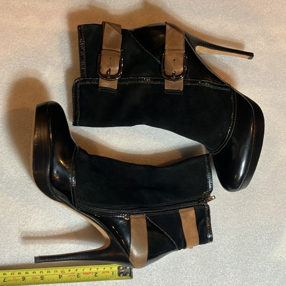 Charles David leather booties - Picture 5 of 9